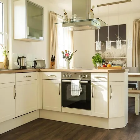 Reetdachhaus Am Bodden Mit Sauna Prázdninový dům