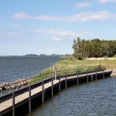 Reetdachhaus Am Bodden Mit Sauna Prázdninový dům Fuhlendorf (Mecklenburg-Vorpommern)