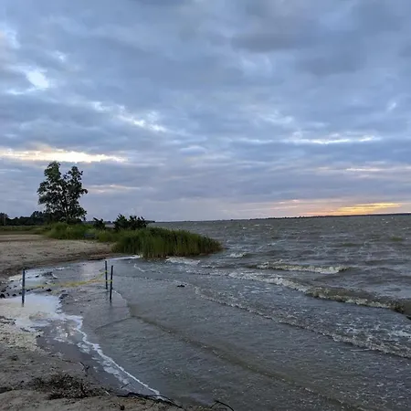 Prázdninový dům Reetdachhaus Am Bodden Mit Sauna *
