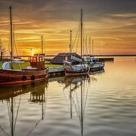 Reetdachhaus Am Bodden Mit Sauna Fuhlendorf (Mecklenburg-Vorpommern)